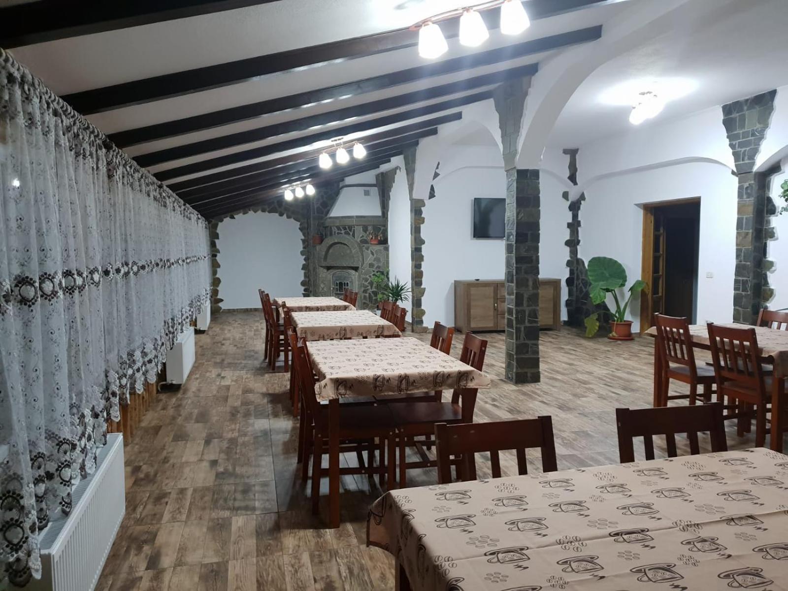 Casa Luca Hotel Simbata de Sus Exterior photo